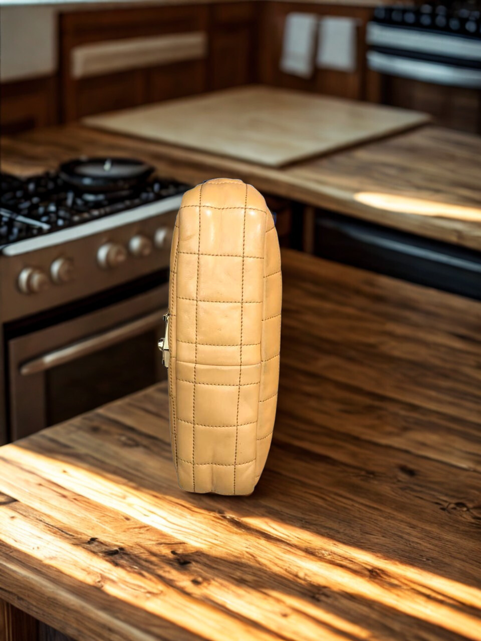 Michael Kors Special Edition Quilted Chain Shoulder Bag - Image 5